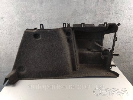Обшивка багажника права Skoda Octavia A5 універсал 1Z9867428M
Примітка: (Фото за. . фото 1