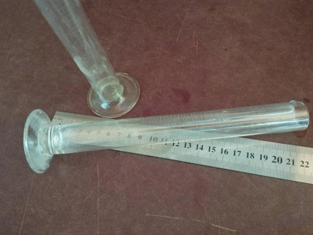 Цилиндр мерный, лабораторный, химически стойкий 50 мл
Практичный мерный цилиндр . . фото 3