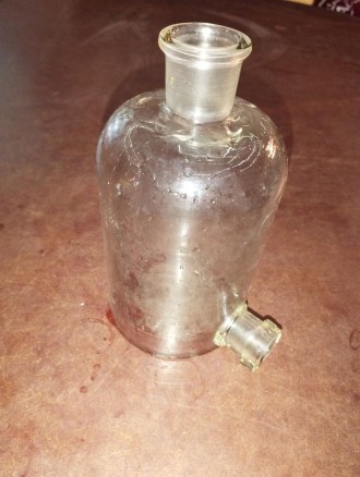 Бутыль Вульфа 1500мл складского хранения, 1980-1990 годов изготовления.
Бутыль В. . фото 3