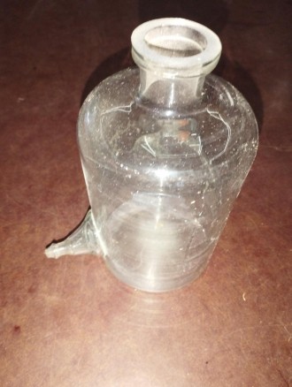Бутыль Вульфа 1500мл складского хранения, 1980-1990 годов изготовления.
Бутыль В. . фото 2