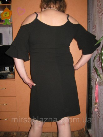  Короткое женское платье M&mode с открытыми плечами б/у, черного цвета, однотонн. . фото 9