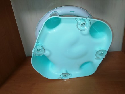 Детское сиденье для купания позволяет купать ребенка во взрослой ванной, с момен. . фото 4