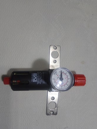 Продам регулятор давления + фільтр для компресора
Торг. Гарантия 24 месяца. . фото 2