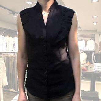 Елегантна блуза чорного кольору від відомого французького бренду SISLEY.
Блузка. . фото 4