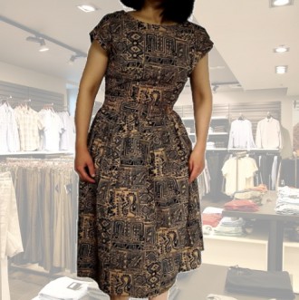 Вишукана сукня із частково відкритою спиною від відомого британського бренду BHS. . фото 4