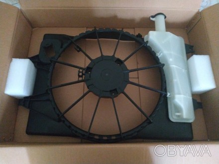 Дифузор вентилятора радіатора Hyundai Elantra AD модель 2015-2020 рік випуску.. . фото 1