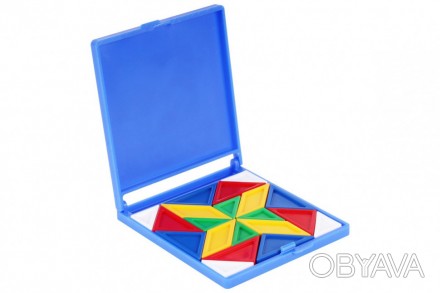 Гра складається з геометричних фігурок, які малюк може скласти в довільному поря. . фото 1