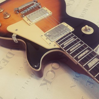 Электрогитара Gibson Les Paul Standard Sunburst China.
В наличии или под заказ (. . фото 2