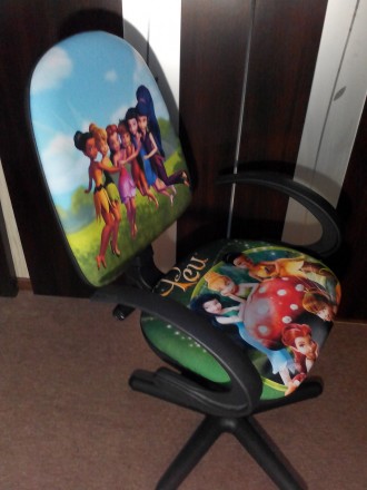 Школьное компьютерное кресло на роликах с подлокотниками Престиж РМ "Феи 4"
 
 
. . фото 6