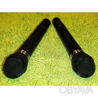  Комплект: два радиомикрофона с приемником-ретранслятором Два радиомикрофона с п. . фото 1