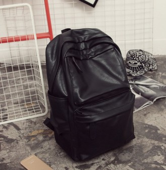 Модный мужской городской рюкзак 
	
	Материал: Плотная и высококачественная ПУ ко. . фото 2