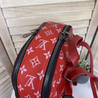 Женский городской рюкзак сумка в стиле Луи Витон, сумка-рюкзак эко кожа бежевый
. . фото 4