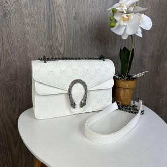 Женская мини сумочка клатч в стиле Гучи белая
Характеристики
	Прессованный логот. . фото 8