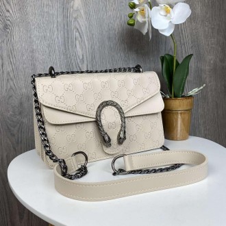 Женская мини сумочка клатч в стиле Гучи белая
Характеристики
	Прессованный логот. . фото 2