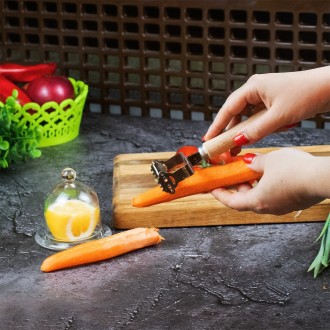 Овощечистка + шинковка для овощей и корейской морковки представляет собой кухонн. . фото 3