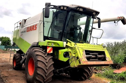 Комбайн зернозбиральний Claas Lexion 570. Суми. фото 1 Комбайн зернозбиральний Claas Lexion 570. Суми. фото 1