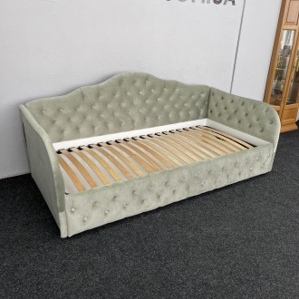 Новый диван
Ткань велюр антикоготь
Ниша для сохранений
В комплекте с подушками
Д. . фото 2