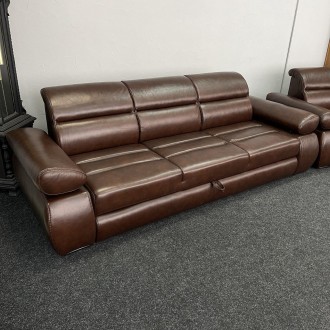 Комплект новый
В комплект входит 3-х местный диван и 2-х местный диван.
Материал. . фото 4