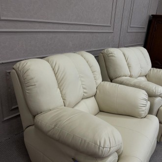 Кресло новое
Экокожа
Функция "релакс" позволяет изменить положение сиденья, спин. . фото 8