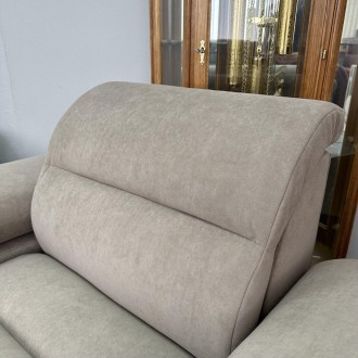 Комплект новый
В комплект входит угловой диван и кресло.
Материал – велюр антико. . фото 11