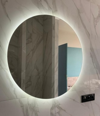 Диаметр 80 см
Круглое настенное зеркало с ЛЕД подсветкой для ванной отличное реш. . фото 6