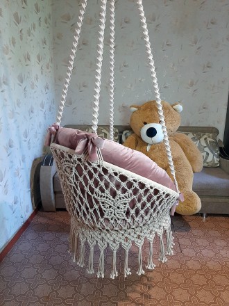 Подвесное макраме кресло-гамак, выполнено для девочки на день рождения. Родители. . фото 9