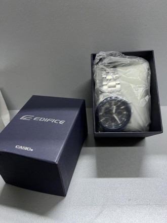 
Часы Casio Edifice EFR-570DB-1BVUEF НОВЫЕ!!!
Характеристики смотрите ниже:
Арти. . фото 3