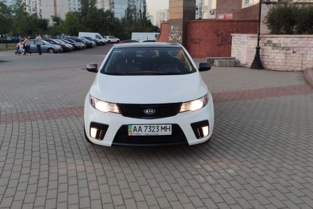 Продам Шикарный Седан. Черновцы. фото 1 Продам Шикарный Седан. Черновцы. фото 1
