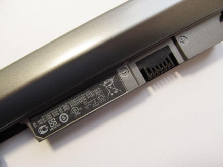 Данная аккумуляторная батарея может иметь такие маркировки (или PartNumber):RA04. . фото 4