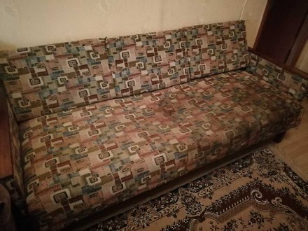 Продам односпальний нерозкладний диван б/у. Можливо для дачи. Ширина: 196 см, гл. . фото 2