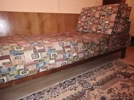 Продам односпальний нерозкладний диван б/у. Можливо для дачи. Ширина: 196 см, гл. . фото 7