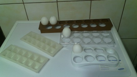 Продам  лотки для  яиц  в  отличном  состоянии.Цена за  1 шт.перешлю  новой  поч. . фото 2