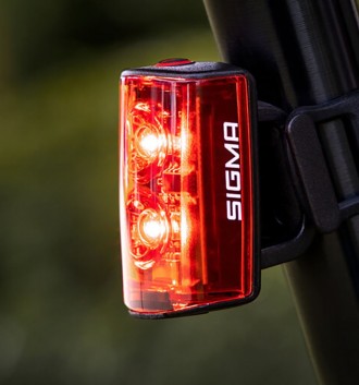 
 Задній ліхтар Sigma Sport Buster RL 80 забезпечує хорошу видимість велосипеда . . фото 7