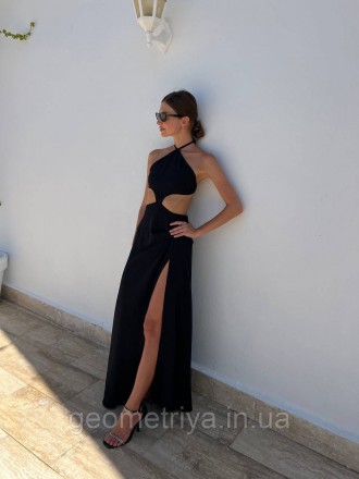 
Длинное платье с отрытой спиной черного цвета
Параметры: 
S: грудь свободна на . . фото 2