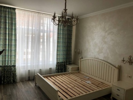Продаётся красивый и просторный дом, расположенный в зеленом Киевском районе в 5. Киевский. фото 9