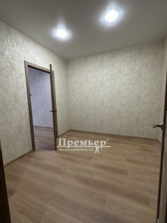 Продається простора двокімнатна квартира в новому, зданому та заселеному житлово. Киевский. фото 7