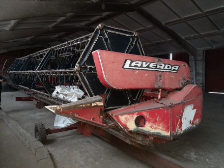 Комбайн зернозбиральний Laverda 2050 LX
2001 рік випуску
В комплекті:
- жнива. . фото 4