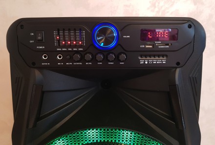 Описание:
Колонка аккумуляторная с микрофоном ZPX ZX 7772 (USB-BT-FM-TWS)
Портат. . фото 6
