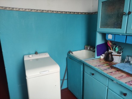 Сдам не дорого кімнату без хазяїв вул.Кубанської України ,є пральна машина, холо. Лесной массив. фото 4