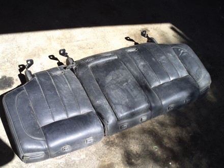 Сидіння Заднє Диван Mitsubishi Pajero Sport Шкіряні  
Сидіння під хімчистку 
В. . фото 8
