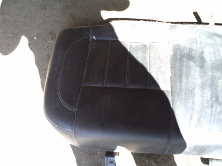 Сидіння Заднє Диван Mitsubishi Pajero Sport Шкіряні  
Сидіння під хімчистку 
В. . фото 4