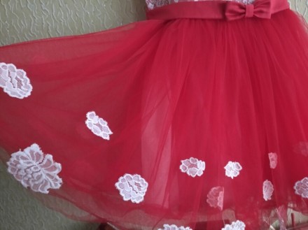 Нарядное красное пышное платье на девочку 8-10 лет.
ПОГ 38 см по максимуму, сза. . фото 5