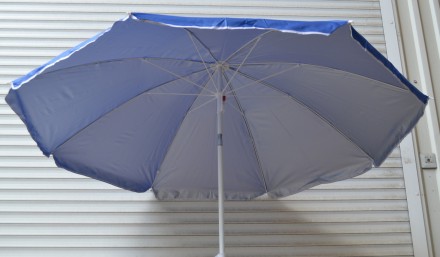 Зонт круглий, фактичний діаметр 1.7 м, з срібним напиленням .
Матеріал: поліесте. . фото 2