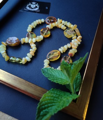
Пропонуємо Вам придбати намисто з натурального королівського та зеленого буршти. . фото 7