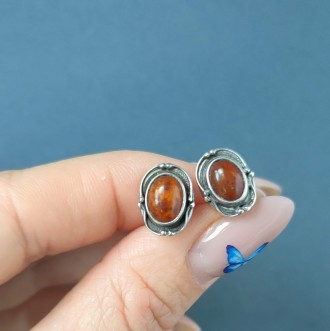 
Пропонуємо Вам придбати мініатюрні сережки (пусети) з натурального бурштину. Ві. . фото 5