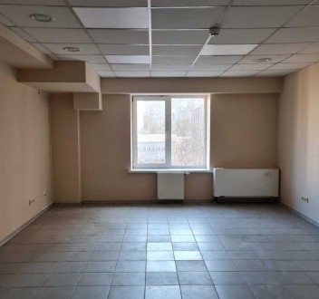 Оренда офісного приміщення в сучасному торгово-розважальному центрі NEO PLAZA 
А. Гагарина. фото 2