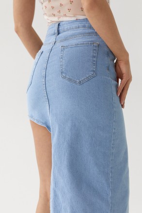  Эта джинсовая юбка с асимметричным низом поможет тебе создать эффектные образы . . фото 5