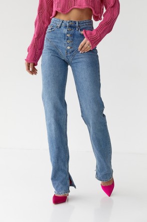  Без парочки модных джинсов не обходится даже базовый гардероб современной девуш. . фото 2