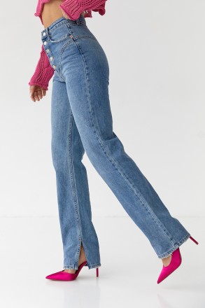  Без парочки модных джинсов не обходится даже базовый гардероб современной девуш. . фото 6