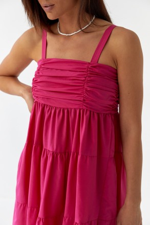 Нежный, женственный и романтичный сарафан с оборками по низу юбки есть вещью, в . . фото 5